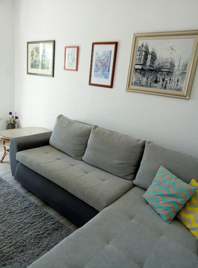 Apartments Tessa 77 메덜린 외부 사진