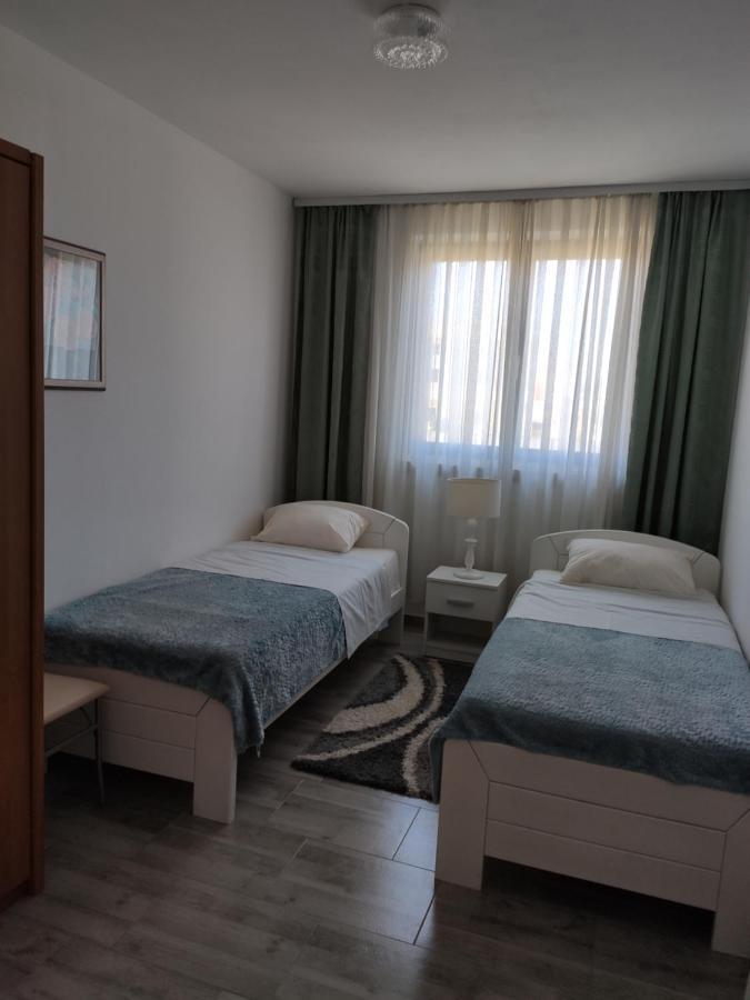 Apartments Tessa 77 메덜린 외부 사진